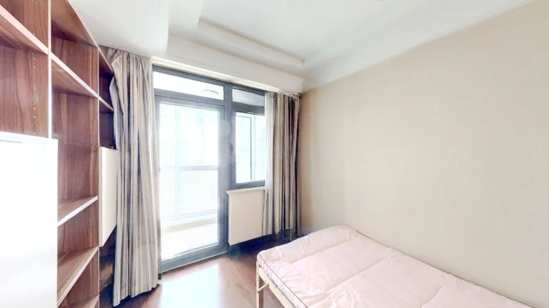 Lushang Shoufu - View 4