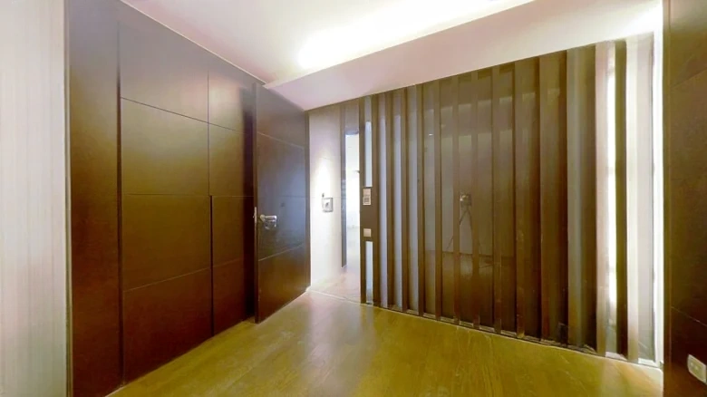 Ginza Linghai Mansion - View 1