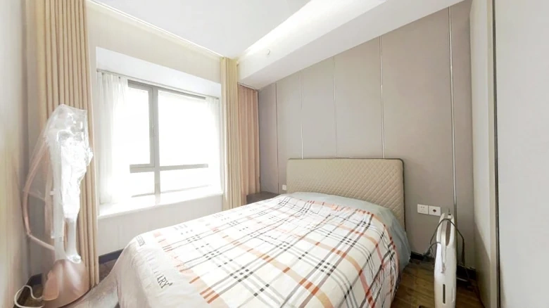 Purple Sandalwood - View 4