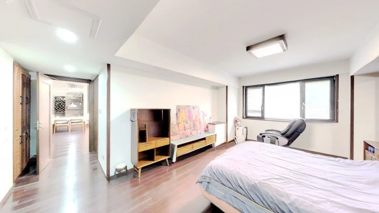 Water Accumulation Abundant Fragrance Moon Listening Pavilion - View 2