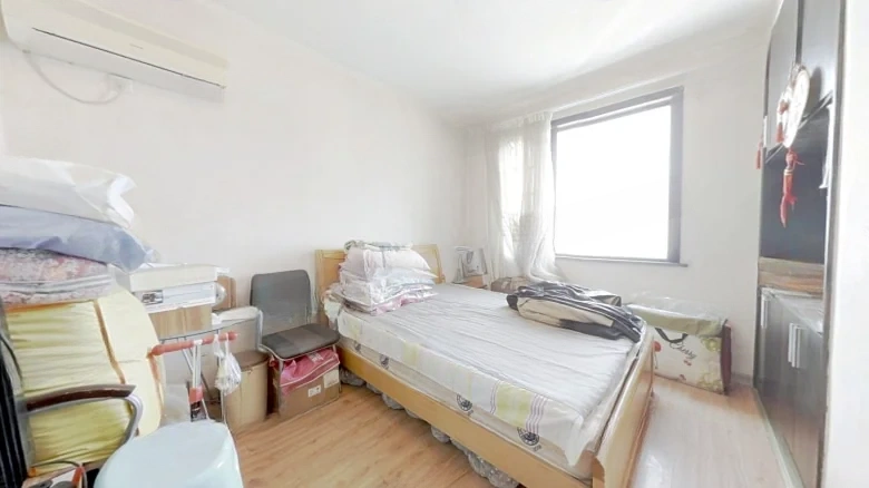 Lakefront Sky City - View 2