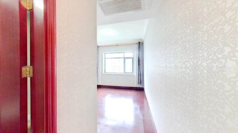 Hengda Huafu碧桂園碧桂園 would typically be translated based on its actual name, which is - View 2