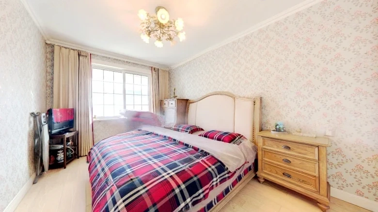 Golden Emperor Mountain Villa - View 2