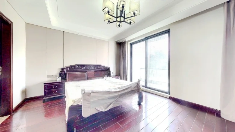 Little Stone City District 1 Rose Garden - View 5