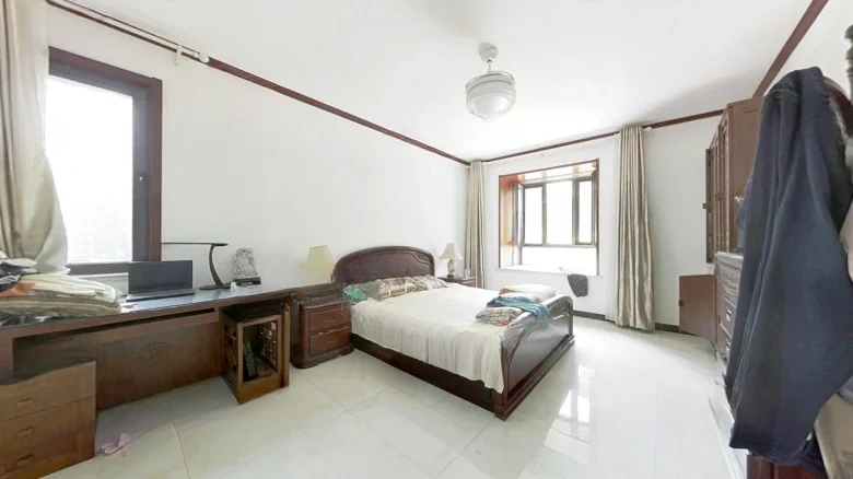 Huaronghuang Yangshan Red Leaf Forest - View 4