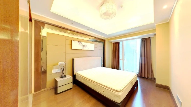 Evergrande Plaza - View 3