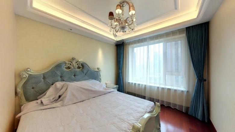 Crescent Manor - View 3