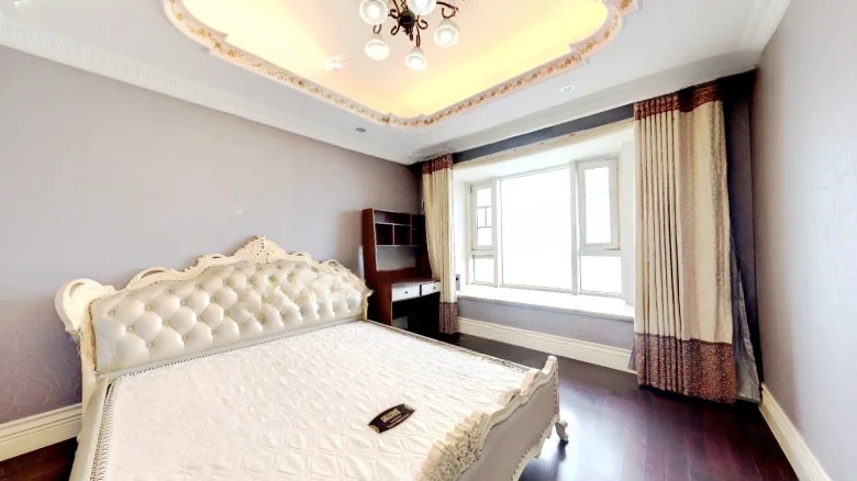 Wanda Mansion - View 2