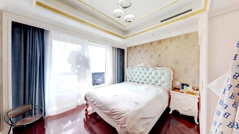 Wanda Mansion - View 2