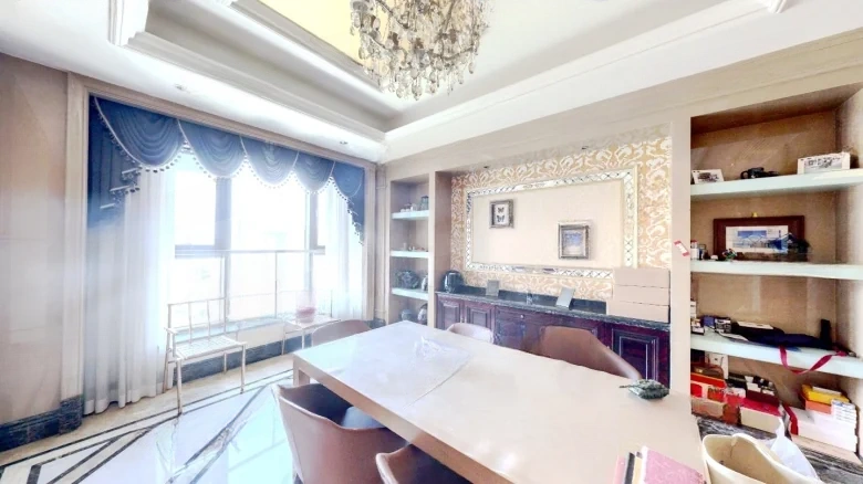 Hengda Huafu碧桂園并不代表恒大华府的具体英文名称，所以仅根据“恒大华府”翻译，结果为 - View 7