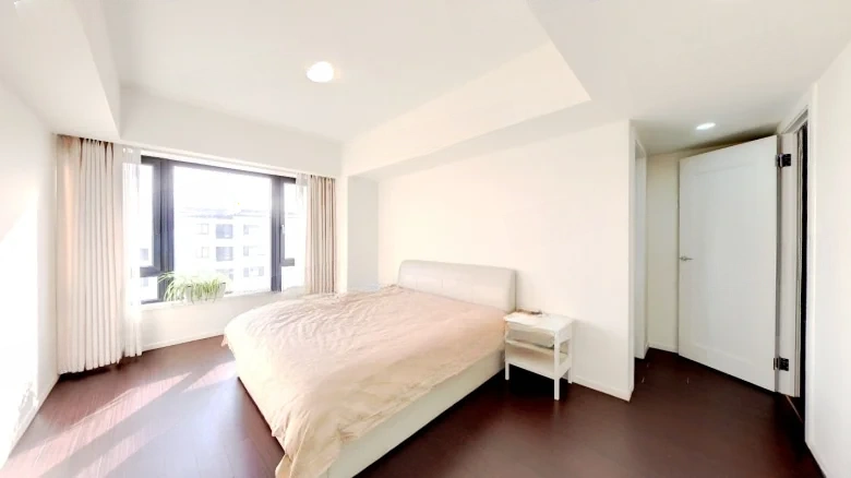 Water Accumulation Abundant Essence Moon Listening Pavilion - View 4