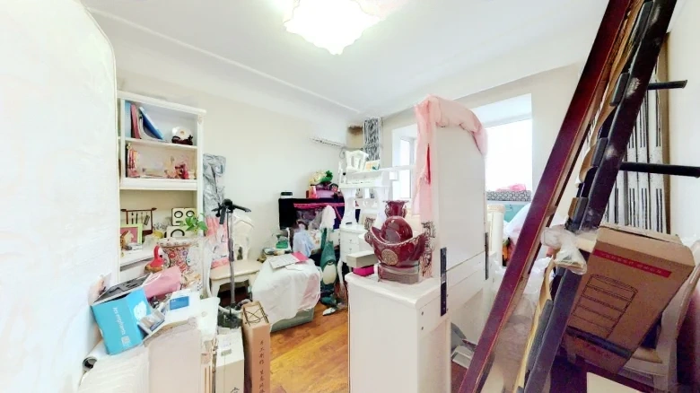 Central International - View 4