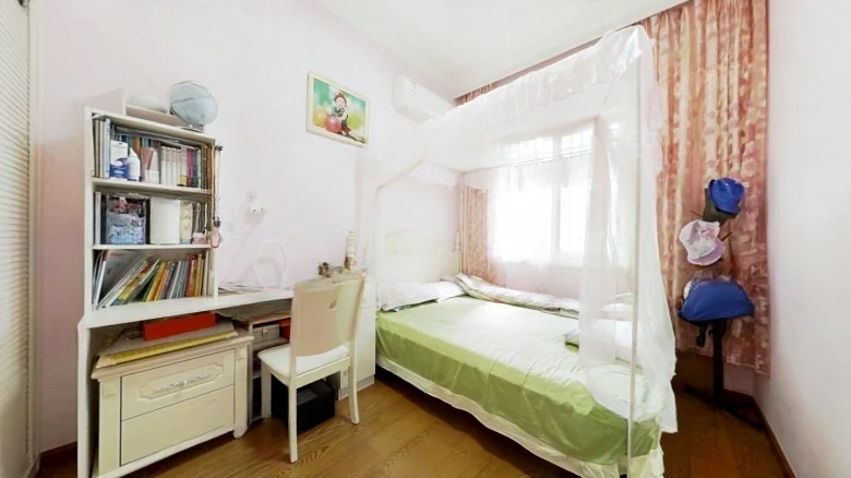 Golden Coast Apartments - View 2