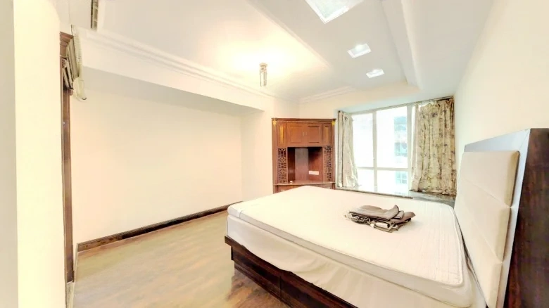 Luxurious Crystal Garden - View 2