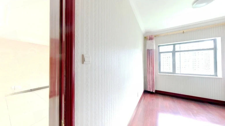 Hengda Huafu碧桂園碧桂園 would typically be translated based on its actual name, which is - View 5