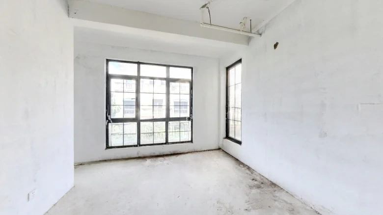 Spring Verdant Villa - View 6