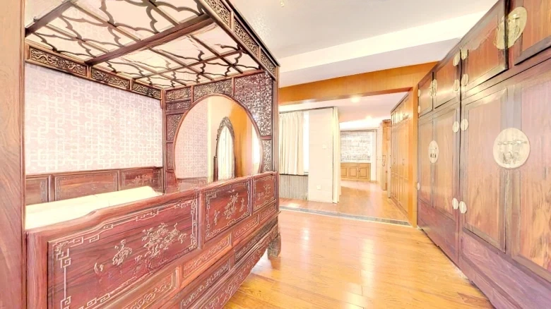 Jinxiu Fragrant River Garden Tulip Garden - View 6