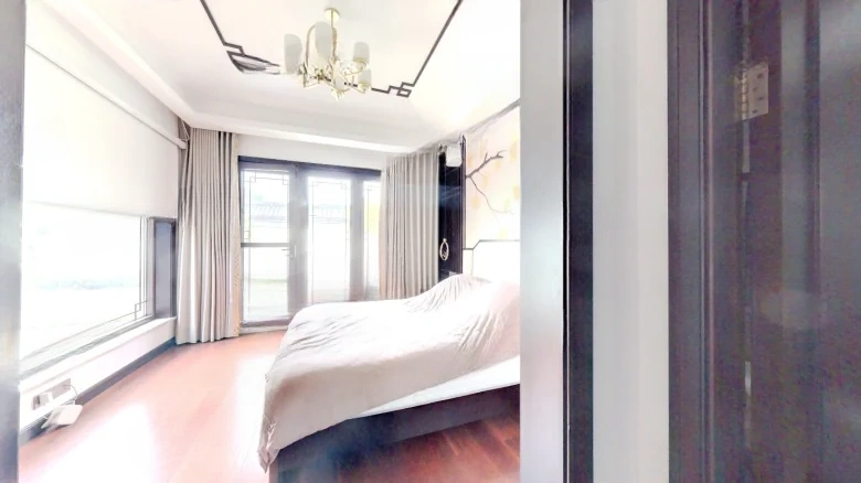 Green Town Peach Blossom Source - View 1