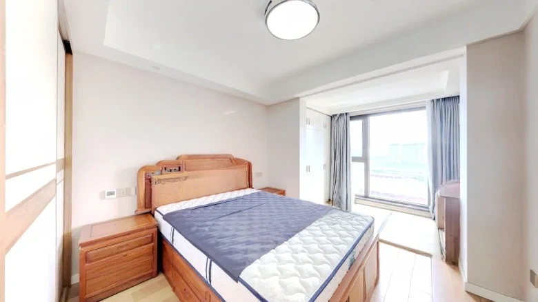 Green Town Rose Garden - View 2