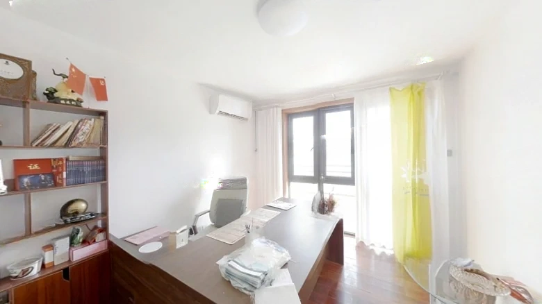 Peninsula Blue Bay Sky Selection Garden - View 2