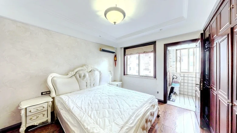 Magnificence Dawn Tower - View 3