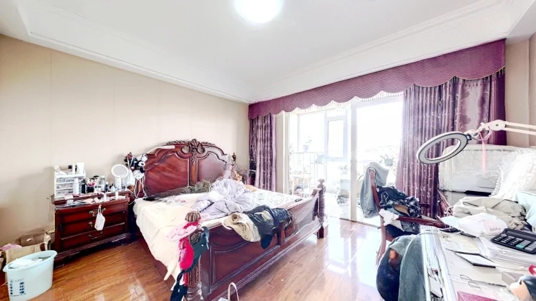 Ocean Dragon Mountain Blessing - View 2