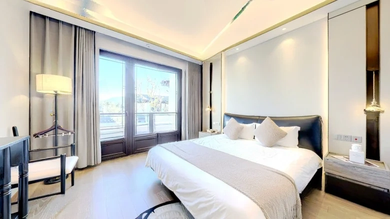 Wangzhu Mountain - View 2