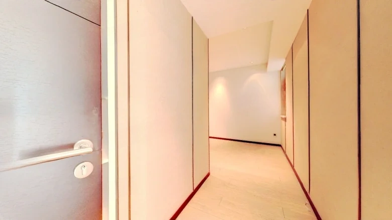 Yinzuo Linghai Gongguan - View 2