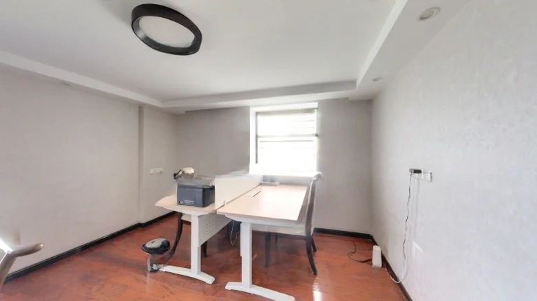 Honglon International - View 2