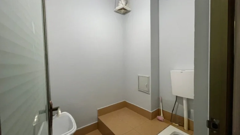 Dianchi Creek Valley - View 12