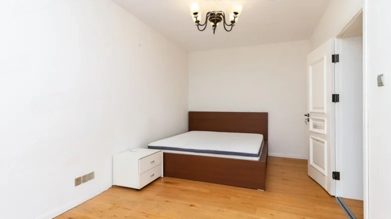 Victoria Apartment - View 2