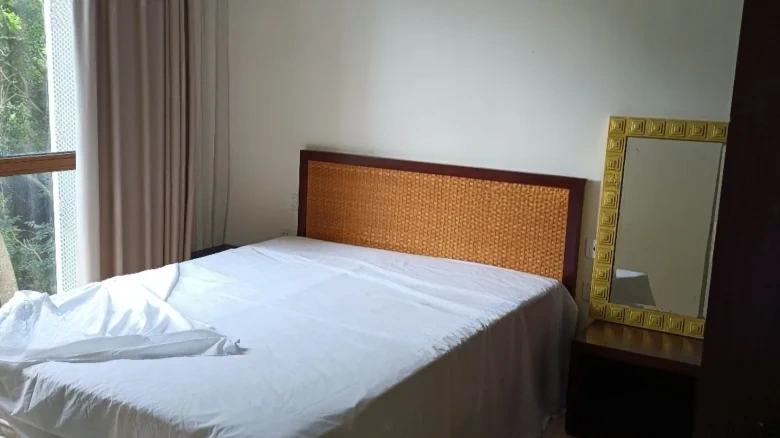 Half Mountain Peninsula Donghai Bay Phase III - View 1