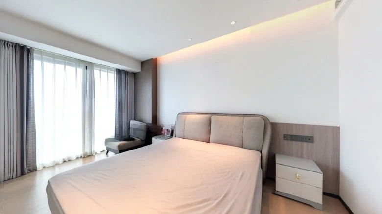 Lakeshore Tangning One - View 2