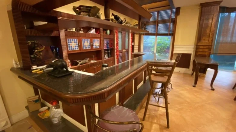 West Suburbs Manor - View 10