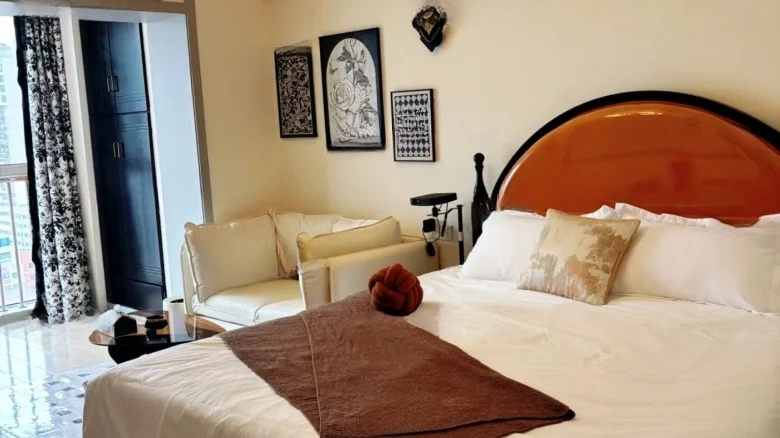 Purple Gold Tower - View 2