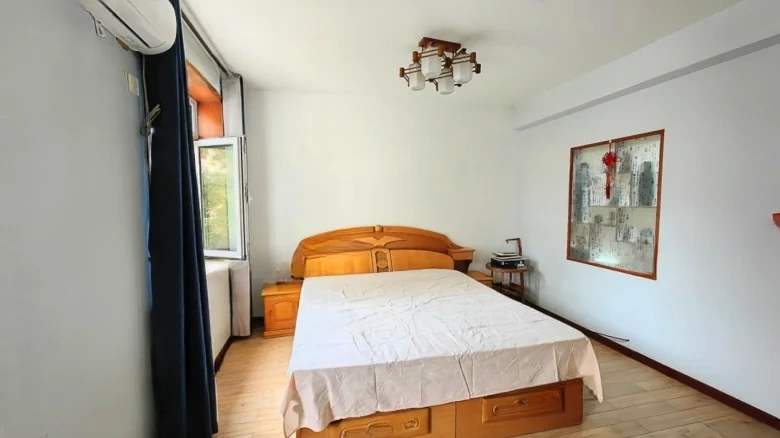 New Life Home South District - View 8