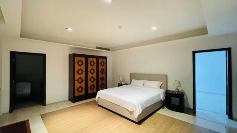 Half Mountain Peninsula Twin Bays Phase II - View 4