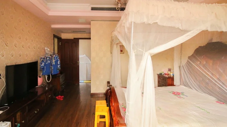 Victoria D District - View 8