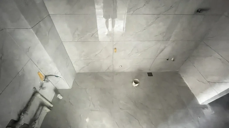 Hengji Country Garden Jinshitan碧桂園 Country Garden is a wellknown real estate brand in China, so it's kept in its commonly used English translation. Thus, the full translation would be - View 15