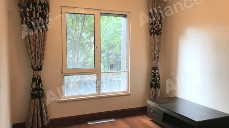 Langshizhongshan Green Mansion - View 3