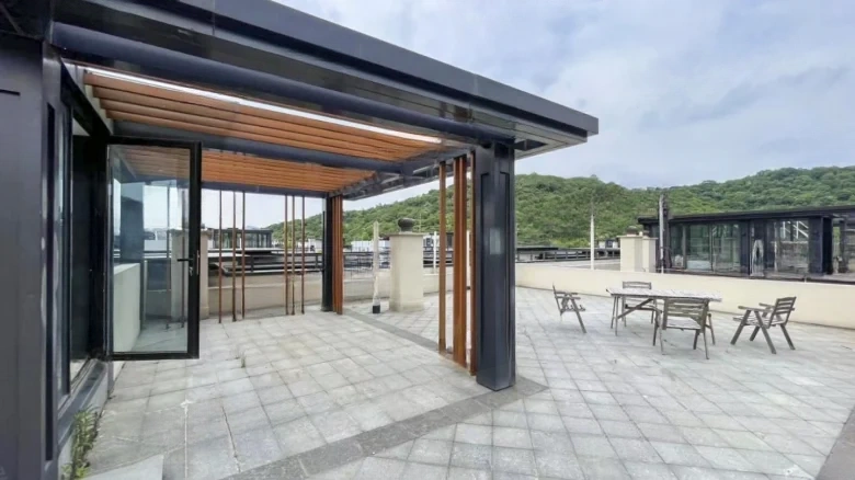 High Tech Purple Micro Hall - View 21