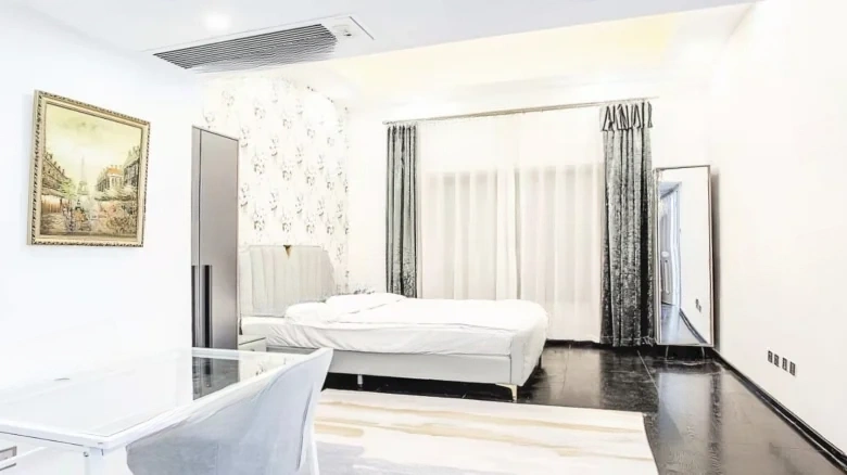 Runda Glass Town - View 2