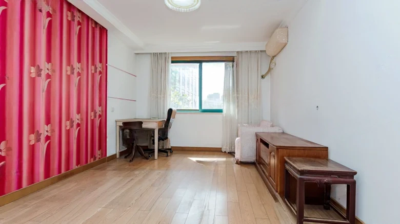 Hotan Apartment - View 4