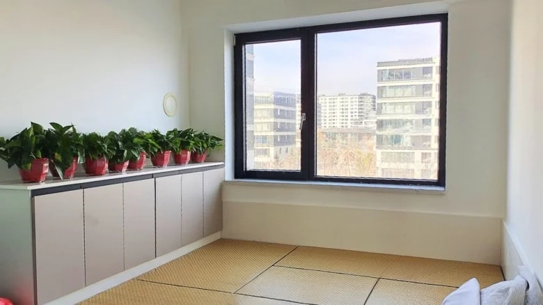 Water Accumulation Abundant Fragrance Moon Listening Pavilion - View 3