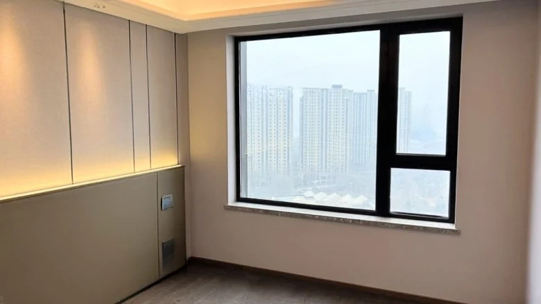 Golden Land Peak Hub - View 2