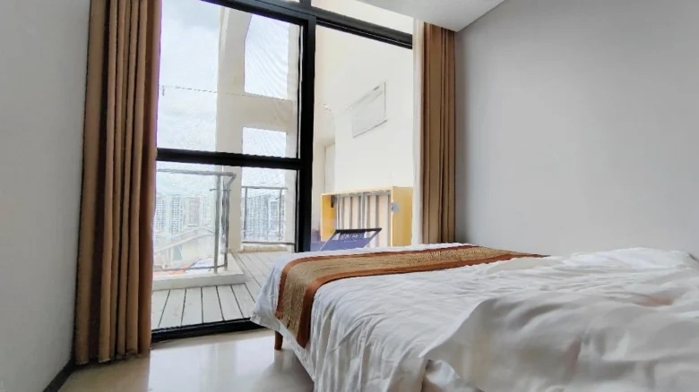 China Railway Ziyuetai - View 4