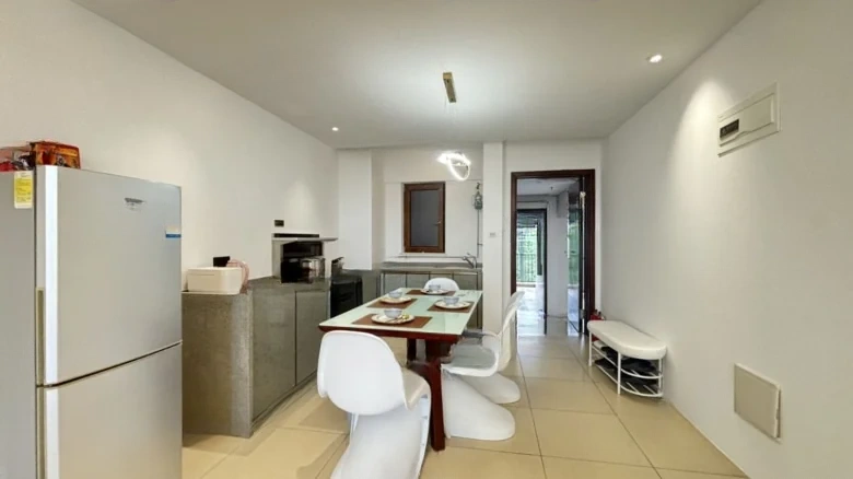 Half Mountain Peninsula Donghai Bay Phase III - View 4