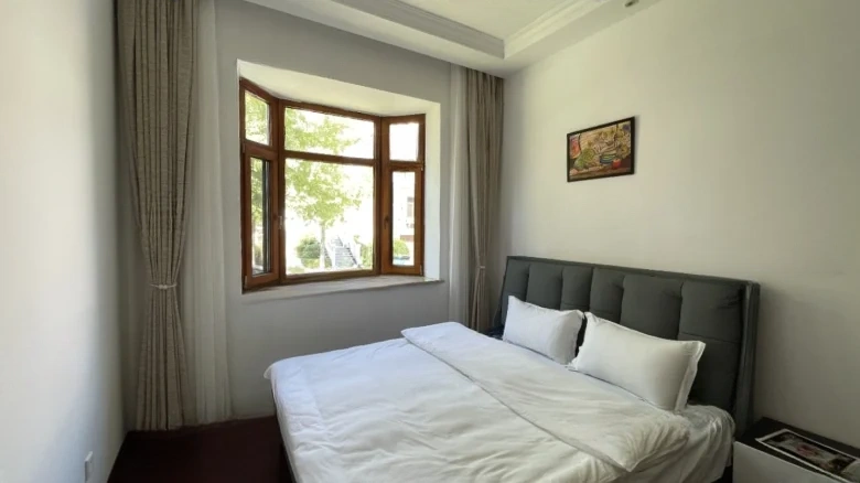 Runda Shengdi Yihaigarden - View 2