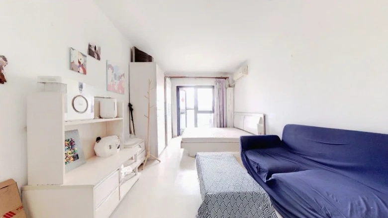 10AM New Coordinate - View 2