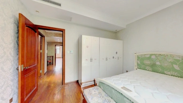 Zhonghai Shang Hu Shi Jia - View 7